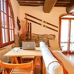 Tuscan Rustic House - With Garden, Wi-fi
