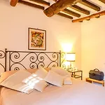 Tuscan Rustic House - With Garden, Wi-fi شقة Cireglio