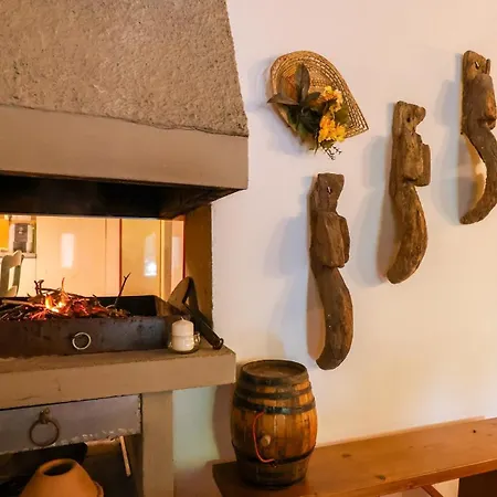 Tuscan Rustic House - With Garden, Wi-fi Apartman *