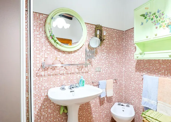 Tuscan Rustic House - With Garden, Wi-fi