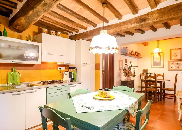 Tuscan Rustic House - With Garden, Wi-fi 公寓 *